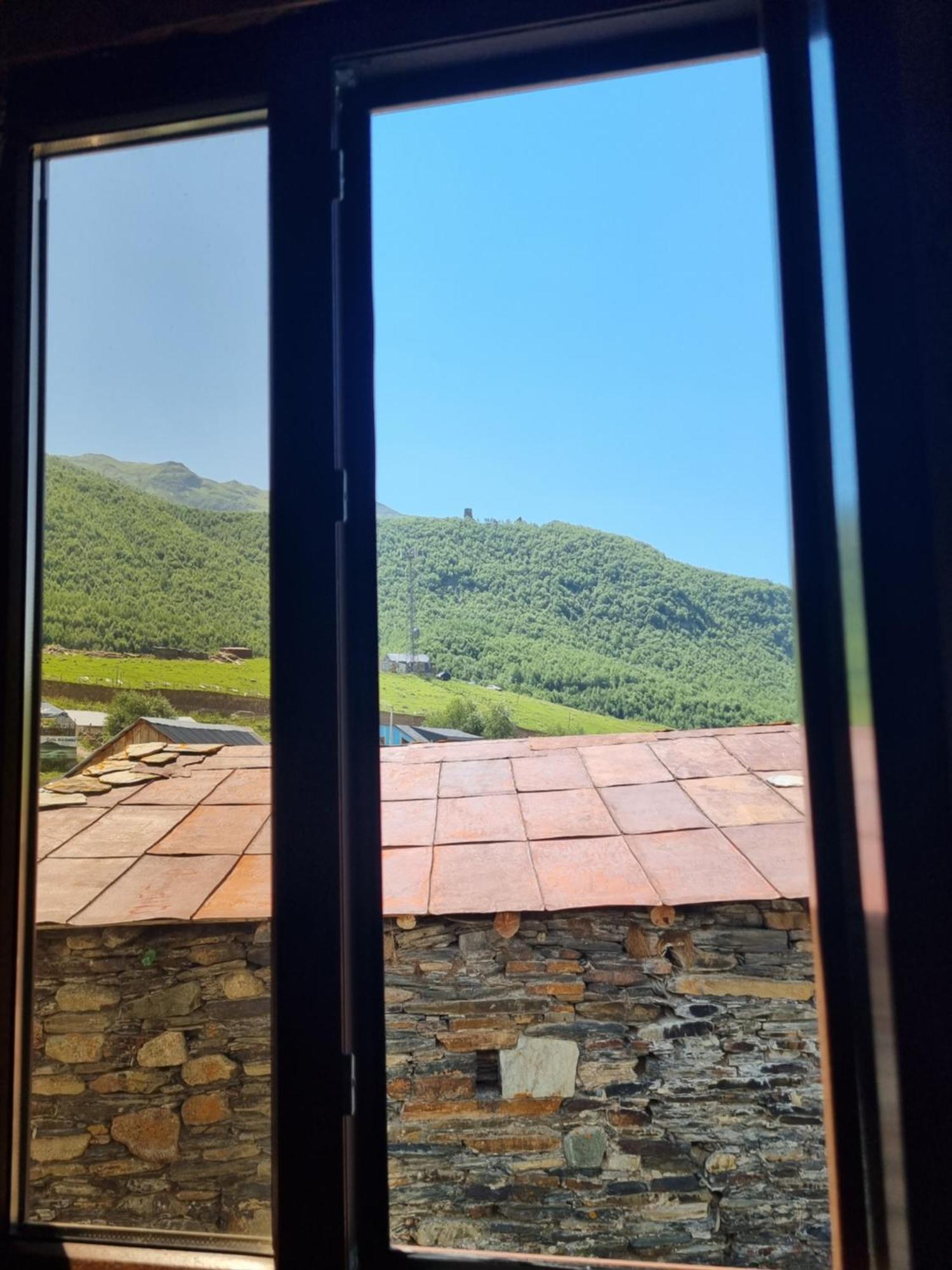 Guest House Buba أوشغولي الغرفة الصورة